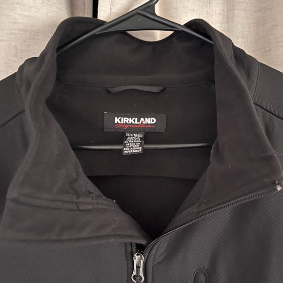 Kirkland Signature Men's Black Ski Jacket - Picture 2 of 5